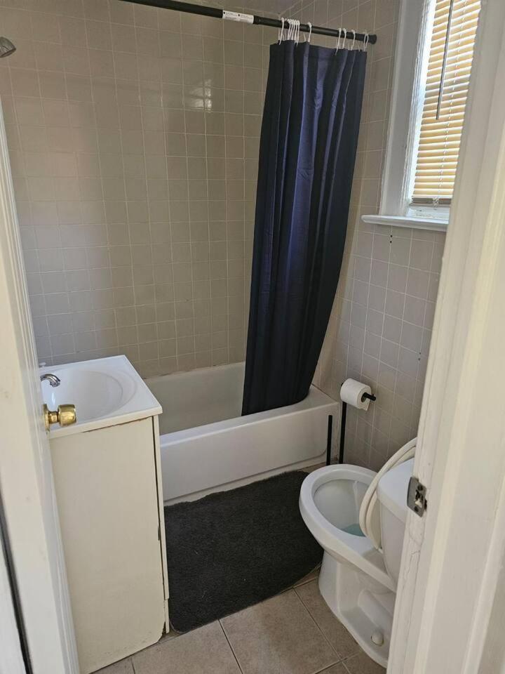 Private With 1 Bedroom And 1 Bathroom And Free Wi-fi Paterson
